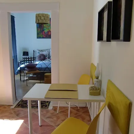 Künstler-villa Ambrosian Magnolia Apartamento *