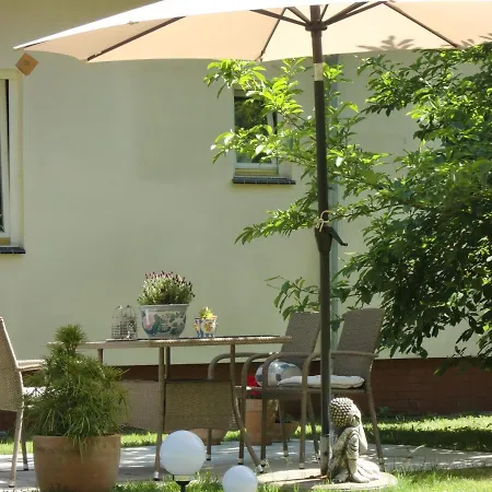 Kuenstler-villa Ambrosian Magnolia Trzebiez